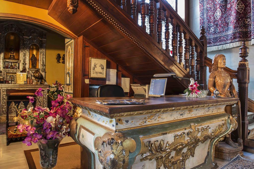 Hotel Castillo El Collado 2*