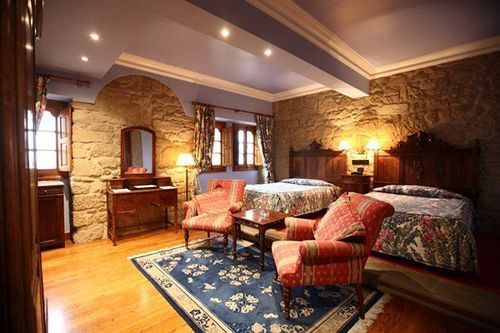 Hotel Castillo El Collado 2*